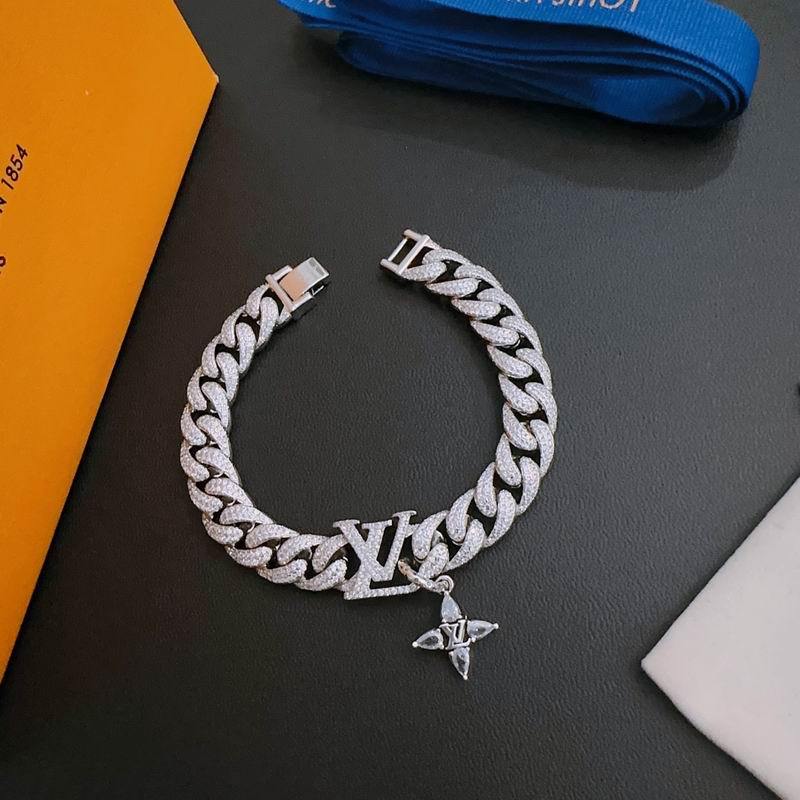 LV Bracelets 75